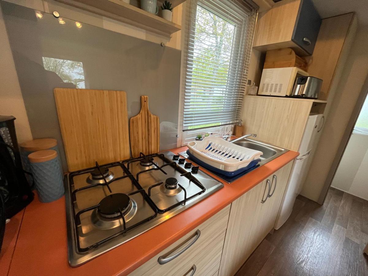 Mobil-home climatisé avec piscine Aureilhan  Exterior foto