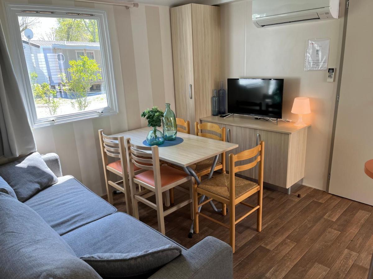Mobil-home climatisé avec piscine Aureilhan  Exterior foto